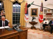 Trump vai instruir Pentأ،gono a usar Guantأ،namo para deter 30 mil imigrantes em situaأ§أ£o irregular