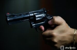 08:36 –
Jovem é morto a tiros pelo ex da namorada dentro de boate em MT