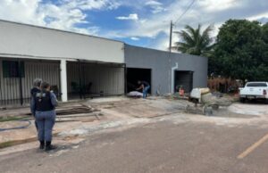 19:19 –
Empresário é executado a tiros em frente a salas comerciais em MT; suspeito fugiu