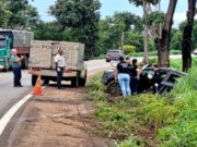 19:55 –
Carro sai da pista, bate em árvore e mata idoso na BR-070; quatro ficaram feridos