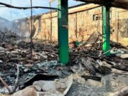 17:15 – 
							Proprietária de loja destruída por incêndio calcula prejuízo de R$ 5 mi: "só sobrou duas paredes"