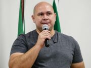 Abilio avisa empresa que acabará com estacionamento rotativo