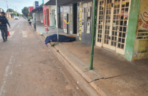 Empresário é assassinado a tiros em frente a tabacaria em MT