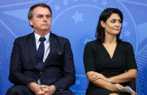 Michelle diz que vai mandar abraço de Bolsonaro a Trump