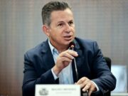 Mendes cai de estrutura em parque e é internado na Santa Casa