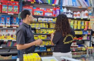 Operação do Ipem-MT fiscaliza mais de 5 mil produtos escolares em Cuiabá e VG