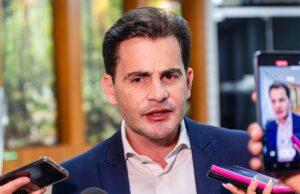 Garcia diz que conversará com Max, mas nega deixar o União