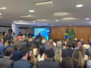 Lula anuncia acordo para vacina nacional da dengue ao lado de Nísia