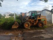 17:39 –
Prefeitura retira 46 toneladas de lixo descartados irregularmente no CPA, Dr. Fábio e Dom Aquino