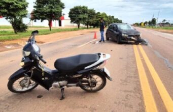 17:58 –
Motociclista sofre fratura exposta após colidir contra Gol na BR-163