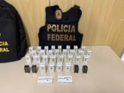 08:55 –
Operação da PF prende homem com 40 caixas de anabolizantes