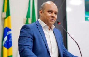 15:40 –
'Se meu filho tivesse presenciado, teria um trauma para o resto da vida', diz bispo que desacatou delegada da PF