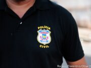 08:25 –
Adolescente de 15 anos é encontrada em ônibus pela polícia após deixar bilhete alegando que iria 'em busca de um sonho'