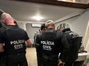 07:08 –
Operação prende cinco e desarticula facção criminosa envolvida em homicídios e tráfico de drogas
