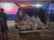 11:59 –
Polícia prende jovem por distribuir cestas básicas a mando do Comando Vermelho