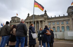 Boca de urna aponta vitória do conservador CDU na Alemanha