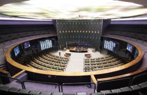 Emendas Pix jogam 12% do investimento federal no escuro