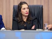 Janaina diz não querer virar “deputada CLT” e que disputará Senado