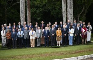 Reforma ministerial: Lula avisa a assessores que mudanأ§as ocorrerأ£o em etapas; 1آھ fase serأ، no Planalto e antes do Carnaval | Polأtica