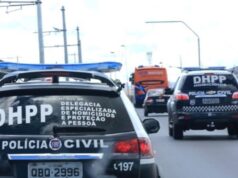 Polícia recolhe corpo de mulher durante velório em Cuiabá