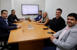 Secretária empossa novos membros da Empresa Cuiabana