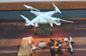 Drone com materiais ilícitos é apreendido por policiais penais