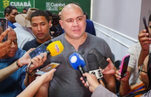 Abilio quer de volta terreno que foi cedido ao Shopping Popular