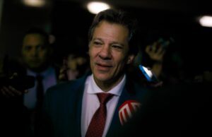 Isenأ§أ£o do IR para quem recebe atأ© R$ 5 mil por mأھs vai beneficiar 10 milhأµes de pessoas