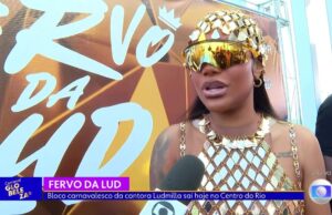Fervo da Lud reúne multidão agora no Centro do Rio com convidados