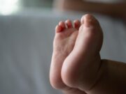 14:00 –
Bebê de 8 meses morre após engasgar com leite materno em MT