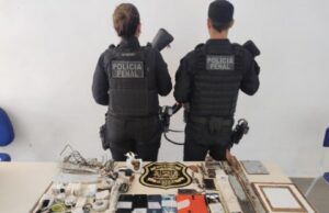 09:25 –
Celulares e entorpecentes são apreendidos com visitantes em unidades prisionais
