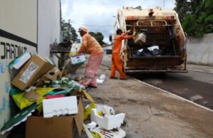 Mesmo com salários em dia, Sindicato paralisa coleta de lixo em Cuiabá e VG nesta terça-feira :: Notícias de MT
