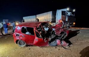 07:42 –
Acidente entre Uno e carreta deixa dois indígenas mortos na BR-158; veja vídeo