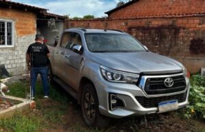 10:10 –
Operação contra servidores investigados por desvios de R$ 6 milhões sequestra fazendas e carros de luxo em nome de laranjas