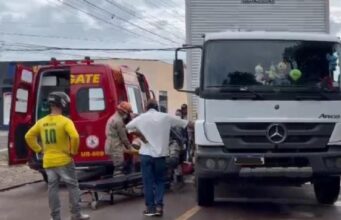 16:48 –
Ciclista é socorrida por Corpo de Bombeiros após acidente de trânsito com caminhão