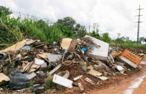 20:08 –
Prefeitura volta a registrar descarte irregular de lixo dias após megaoperação de limpeza em Cuiabá: veja vídeo