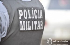 15:55 –
Quatro policiais militares são presos por suspeita de cobrar R$ 2 mil de propina para liberar caminhão
