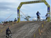 Sinop sedia abertura do campeonato Mato-grossense de motocross e arrecada 1 tonelada de alimentos