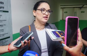 Samantha quer pente-fino em contratos: “São muitas denúncias”