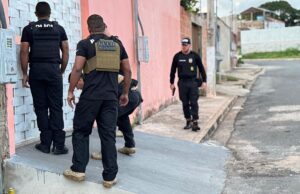 Polícia mira pastor por extorsão a comerciantes de água mineral