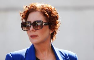 Nunes Marques pede vista e adia julgamento da deputada Carla Zambelli; Zanin adianta voto | Polأtica
