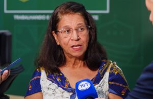 Prefeitura economiza R$ 14,9 milhões em contrato da Educação