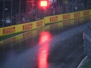 TEMPO REALNa Austrália, pilotos fazem 2ª volta de apresentação após acidente; SIGA