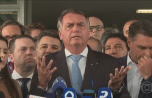 STF arquiva investigação sobre Bolsonaro no caso do cartão de vacinação