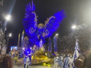 Mangueira e Portela abrem Desfile das Campeãs do RJ; veja os destaques