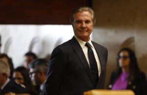 Fernando Collor أ© preso em Alagoas