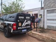 07:01 –
Operação mira grupo criminoso que trocava carros roubados por drogas na região de fronteira