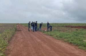 17:43 –
Último envolvido em homicídio de mulher encontrada morta em lavoura é preso