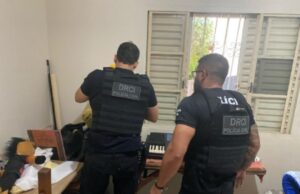 07:08 –
Operação cumpre mandados contra menor que disseminava discurso de ódio e ameaçava mulheres com armas do pai
