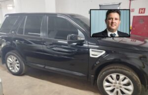 07:53 –
Danos que motivaram assassinato cometido por procurador foram em para-brisa e porta de Land Rover